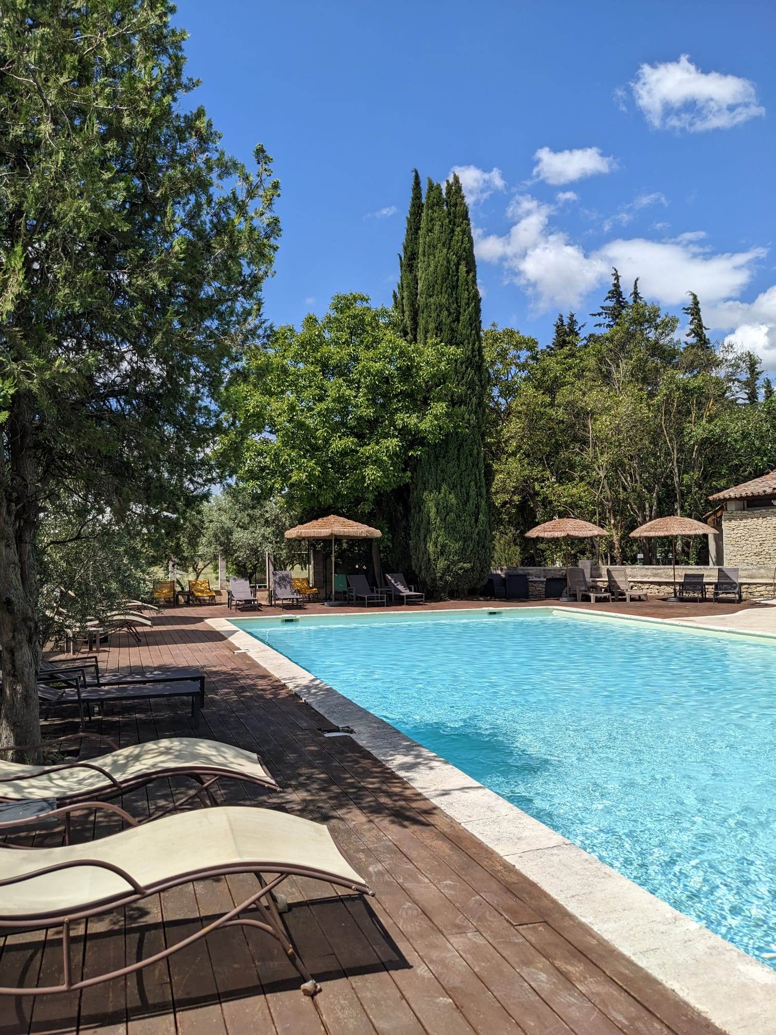 Piscine camping Les Cerisiers Luberon